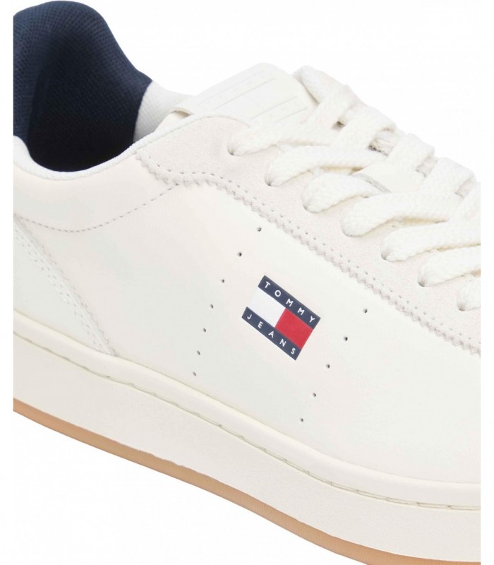 EM0EM01687-EM0EM016870K8_I-lowres