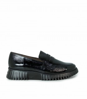 A-4402-63604-mocasin-de-charol-sofisticado-wonders-a-4402-negro