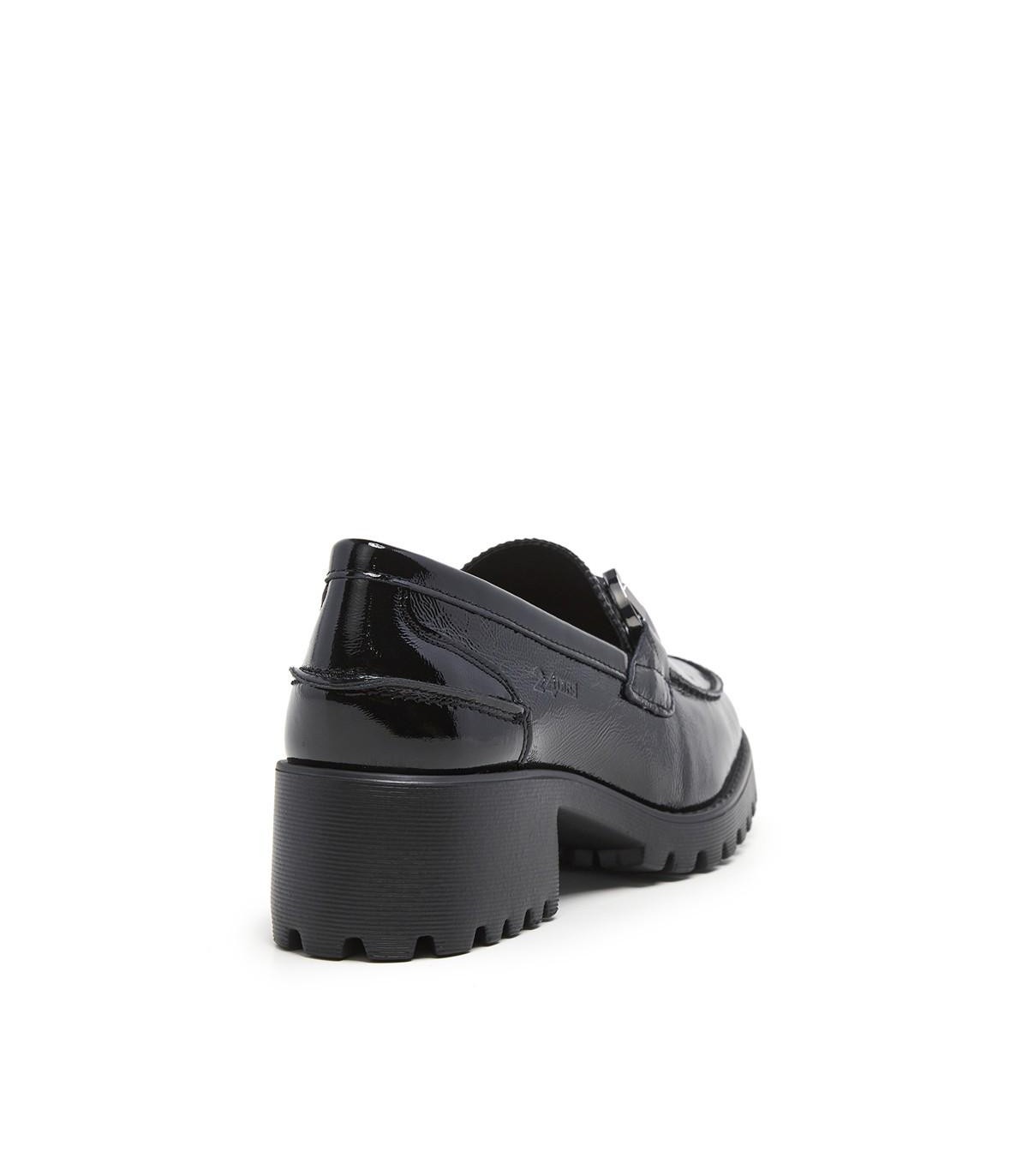 26565-mocasin-tacon-piel-charol-estribo (1)