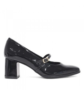 2738-zapatos-tacon-daniela-vega-negros-con-efecto-charol-y-estilo-mercedita (1)
