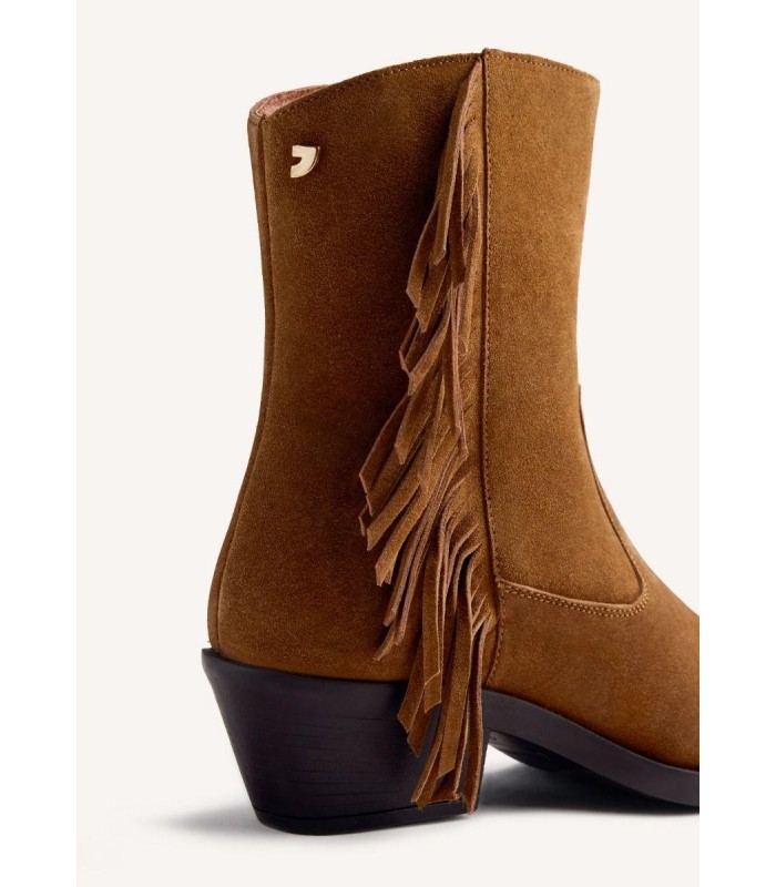 KASSON-76185_cuero_04