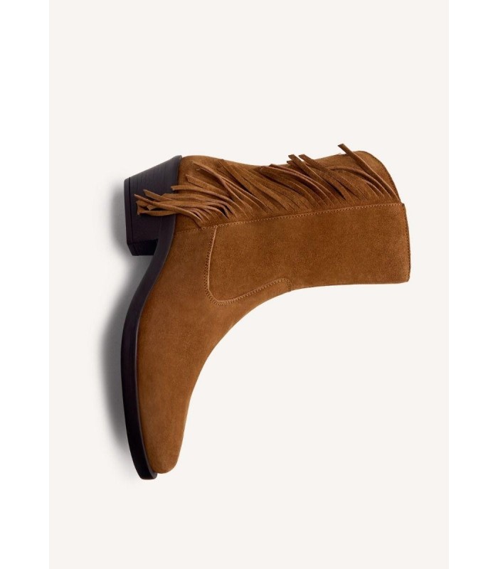 KASSON-76185_cuero_05