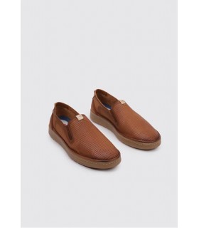 LEO_F1946-fluchos-f1946-431207