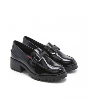 26565-mocasin-tacon-piel-charol-estribo